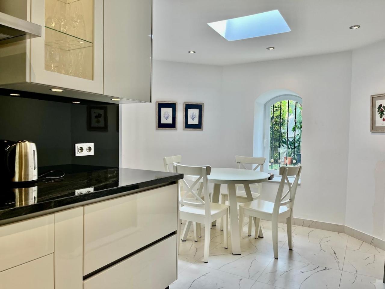 Cozy Townhouse With Sea View Сasa de vacaciones