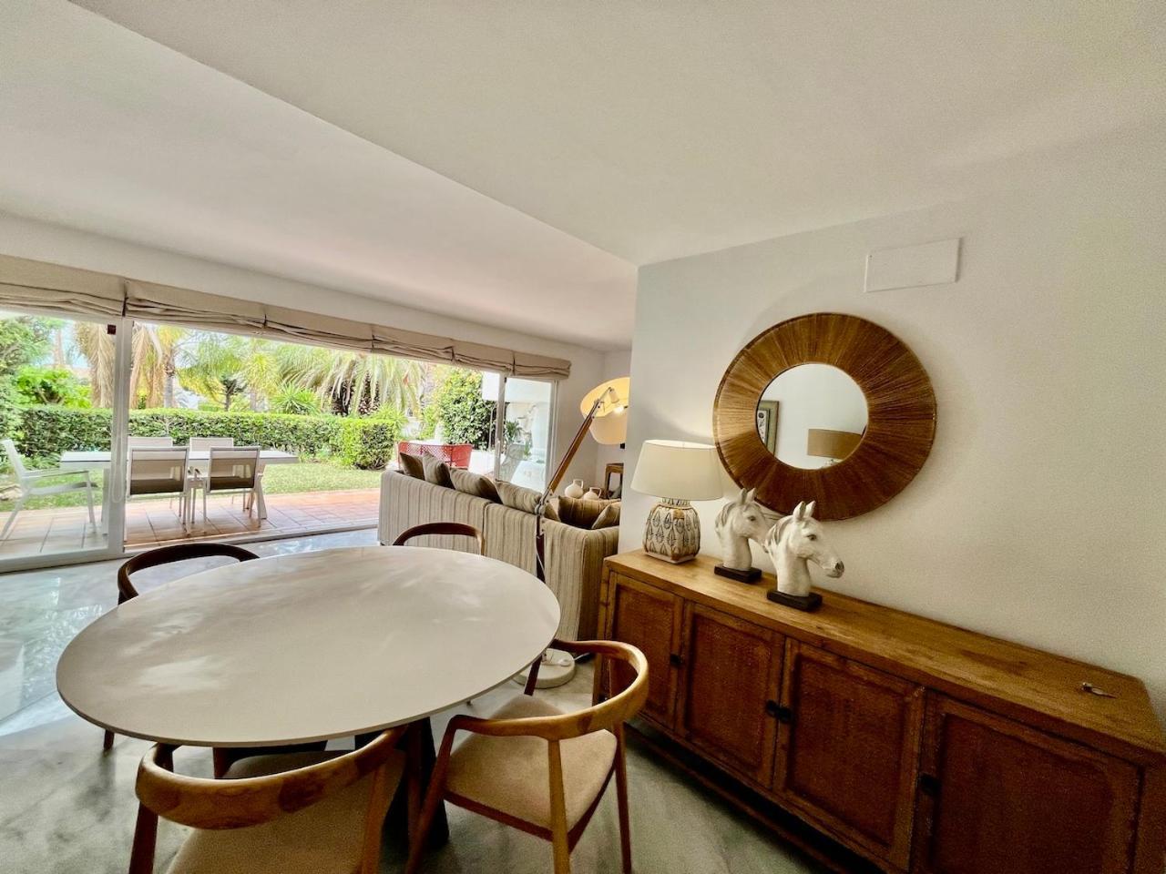 Сasa de vacaciones Cozy Townhouse With Sea View Marbella