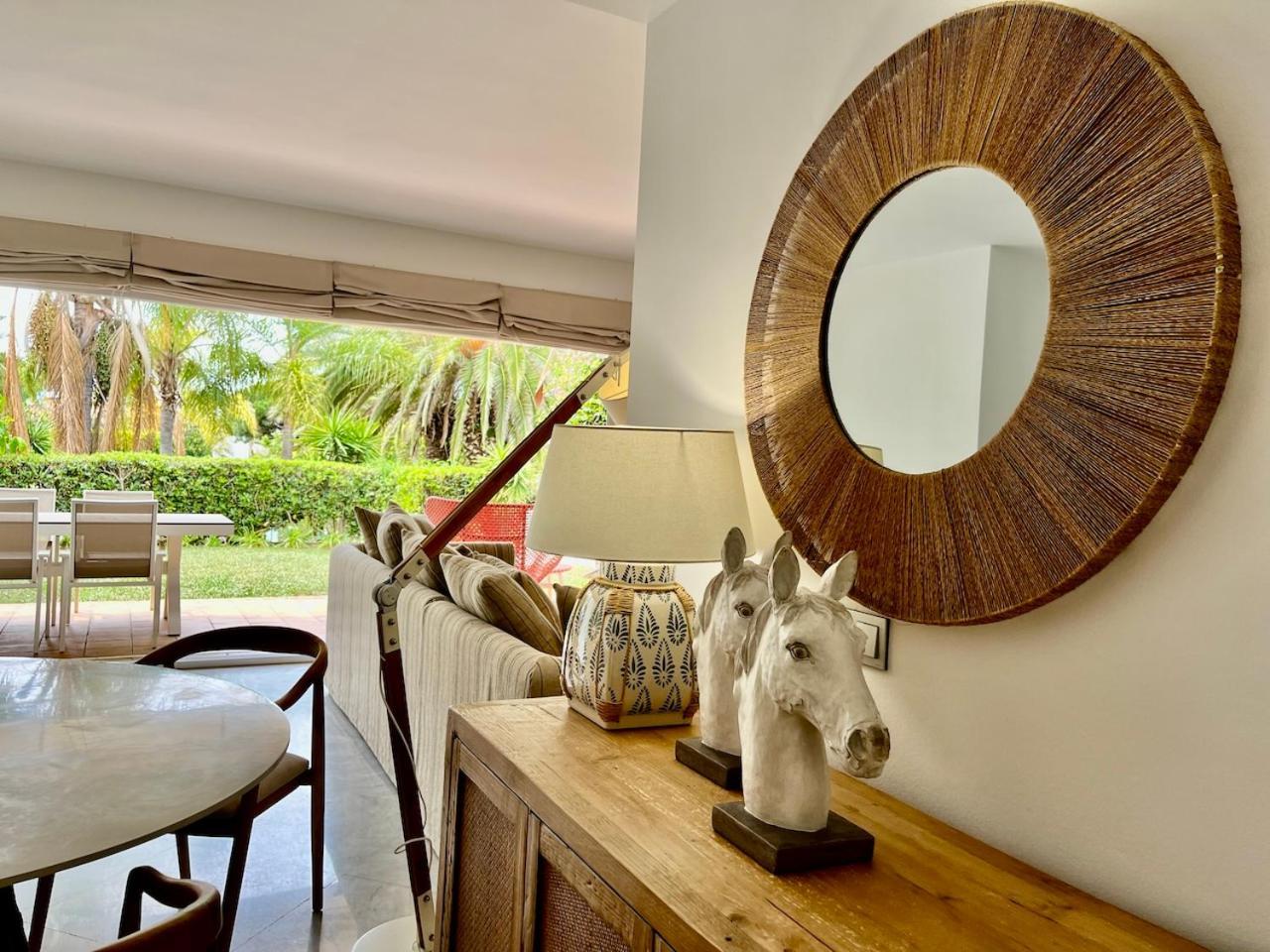 Сasa de vacaciones Cozy Townhouse With Sea View